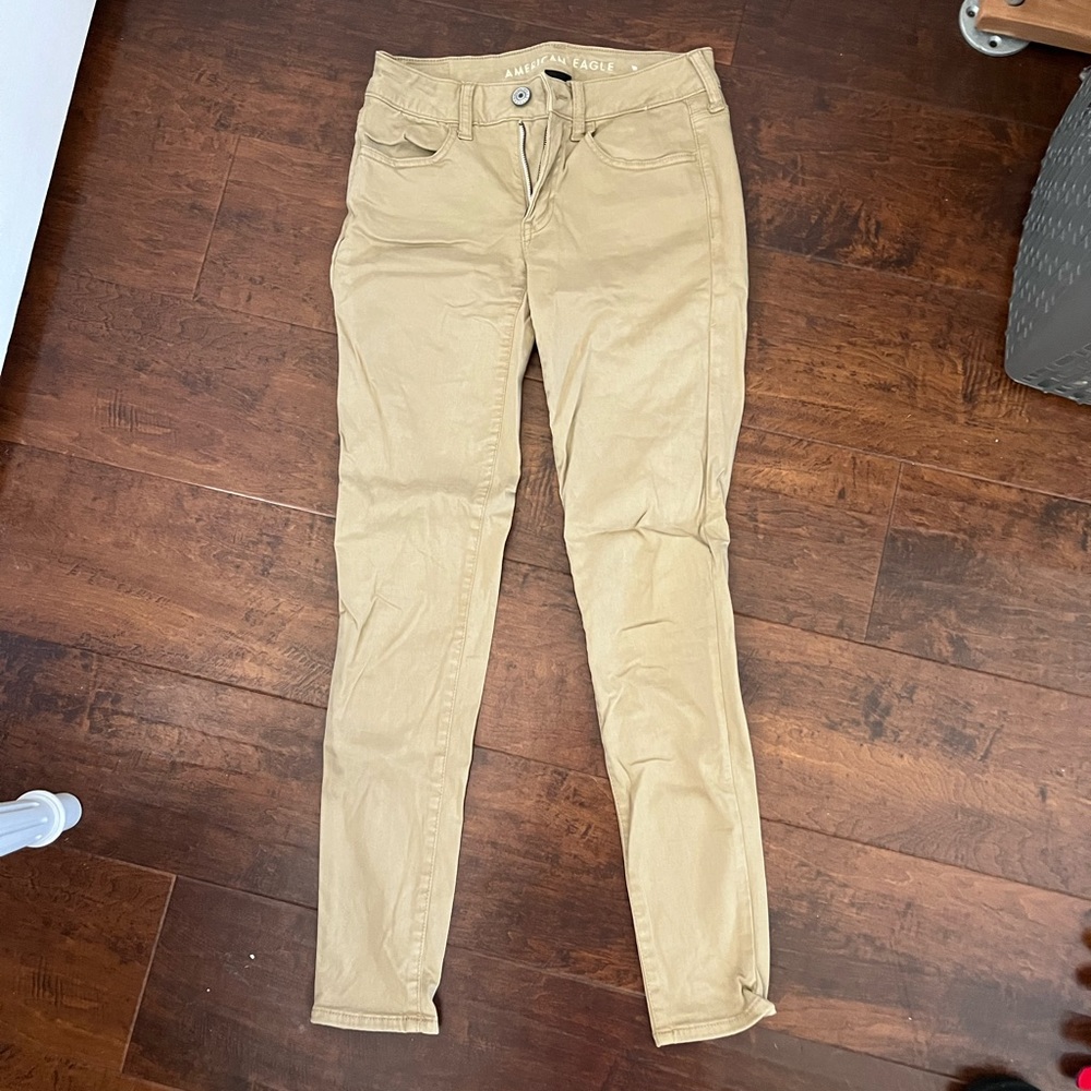 American Eagle Khaki Jeggings